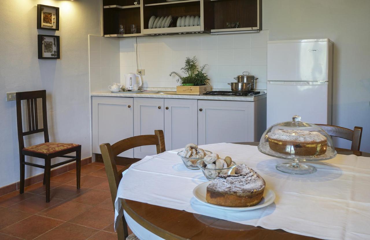 Locanda Degli Alberi Sassetta Exterior foto